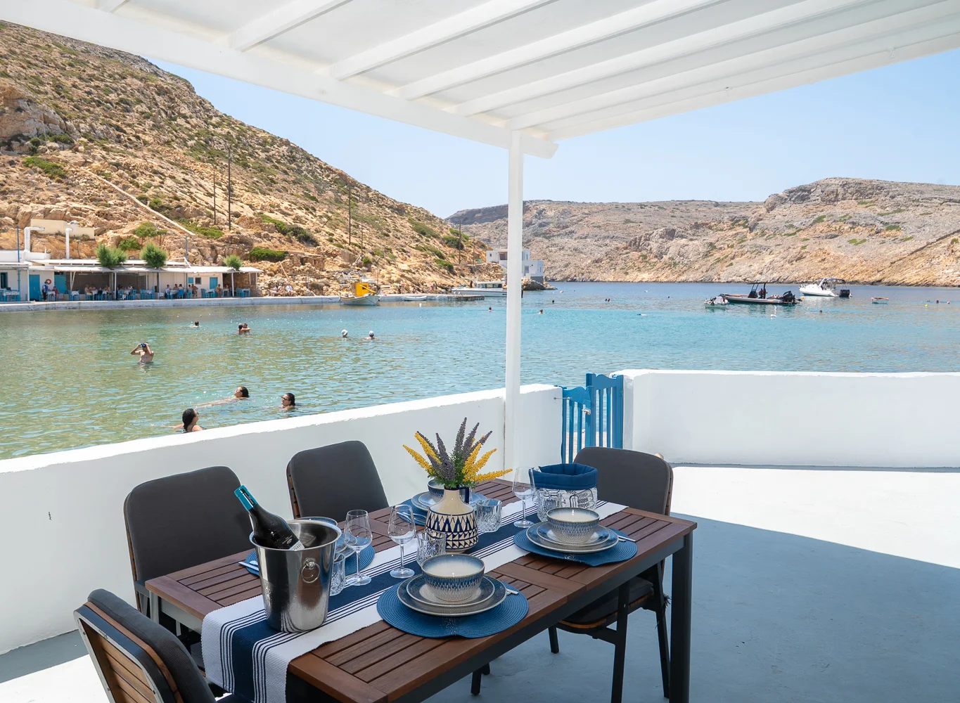 Onar Sifnos by the Sea - Outside
