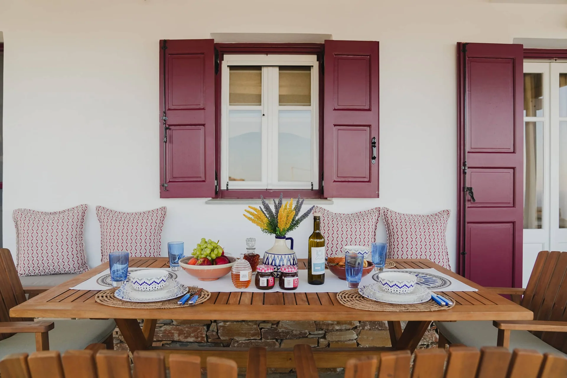 Outside - Onar Traditional Villa